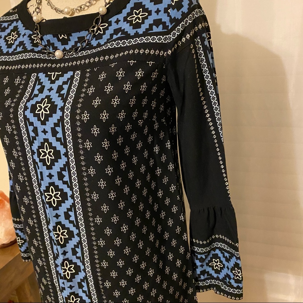 LOFT Dress - Picture 3 of 4